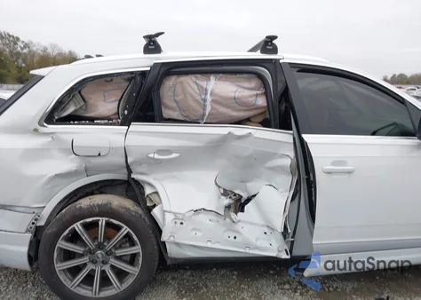 2018 Audi Q7 3.0T Premium from USA, damaged, VIN WA1VAAF77JD036785